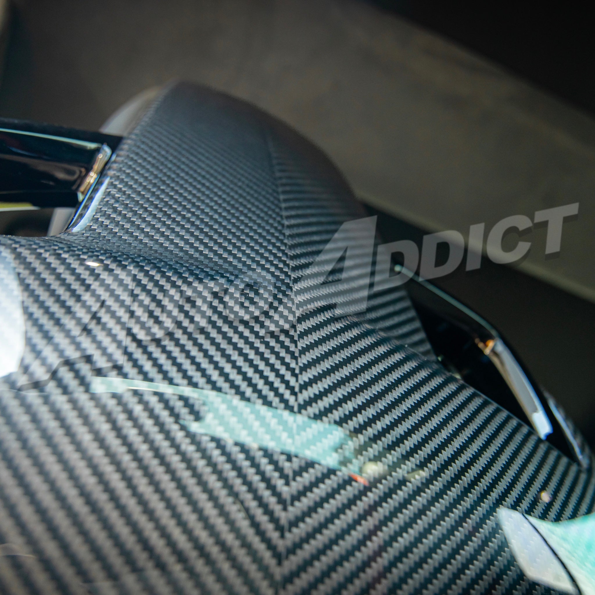 Cadillac CT5-V Blackwing Pre-Preg Carbon Fiber V-Shaped Accented Front Seats (Pair)