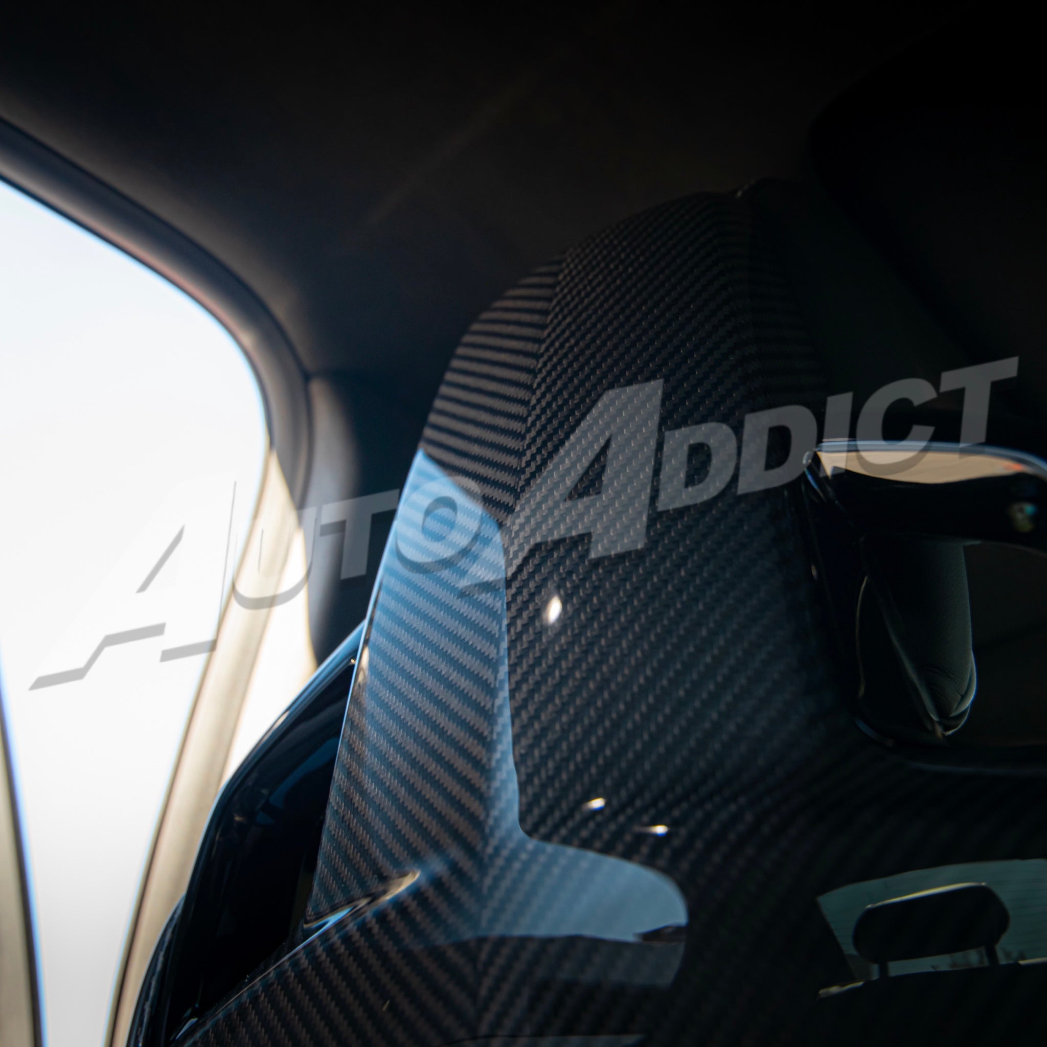 Cadillac CT5-V Blackwing Pre-Preg Carbon Fiber V-Shaped Accented Front Seats (Pair)