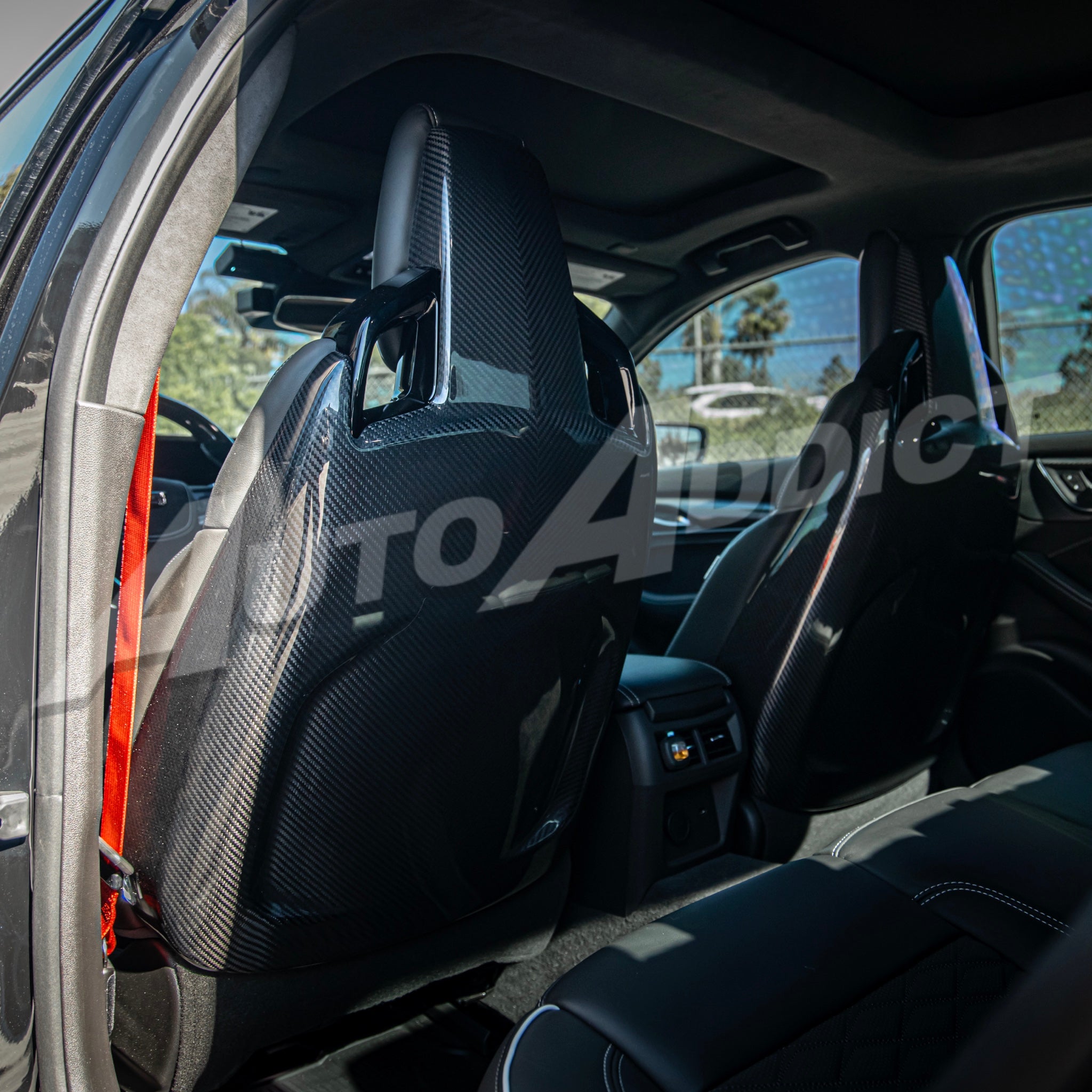 Cadillac CT5-V Blackwing Pre-Preg Carbon Fiber V-Shaped Accented Front Seats (Pair)