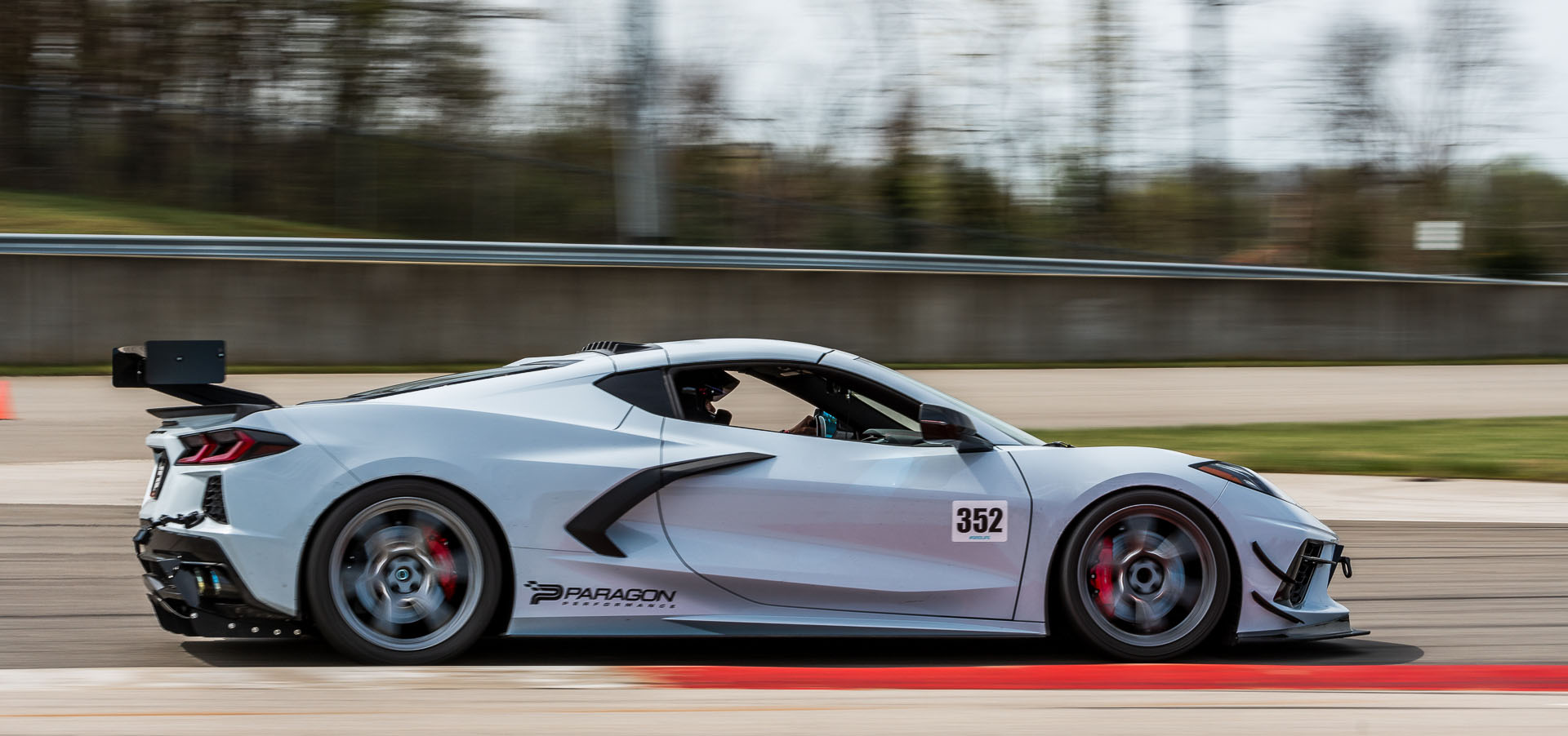 NONA_CORVETTE フォーム 2020-2026 Corvette C8 Quiet Racing ZR1 ZTK Forged Carbon Fiber